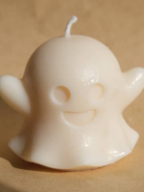 Decorative soy wax candle - happy ghost for wholesale by ECLAT DE L'AUBE