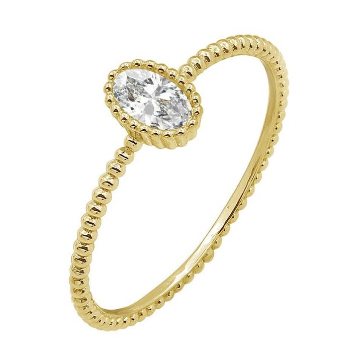 Bague à empiler solitaire ovale pour la vente par GEMOUR