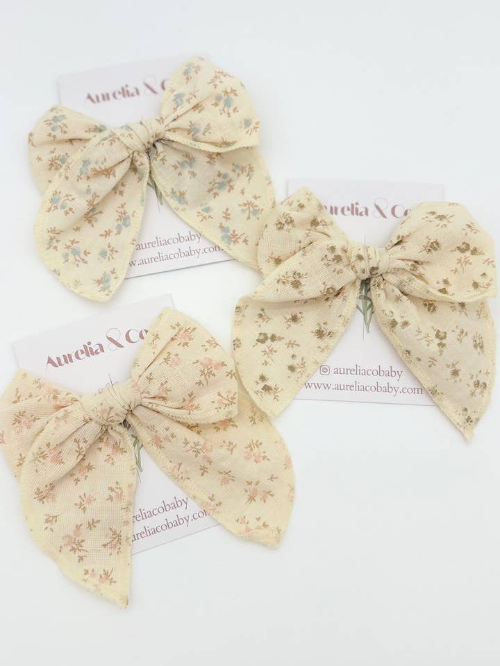 Laço de Cabelo Floral Neutro para Crianças/Bebés por atacado de Aurelia & Co. Baby