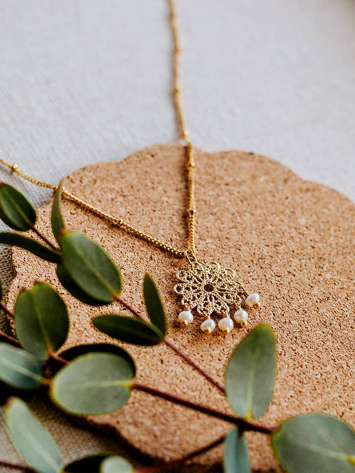 Collana Selma - Perle d'acqua dolce per la vendita all'ingrosso da parte di SIKA BIJOUX