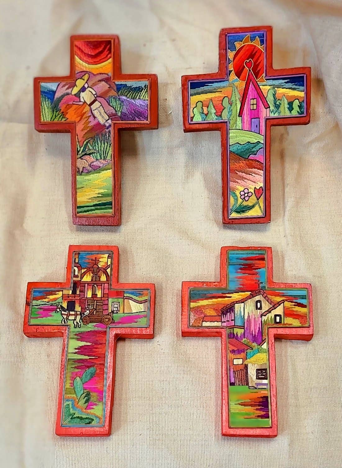 Arara Enterprises - Vente Croix murales - L'art du Popotillo (Straw) croise des scènes traditionnelles2