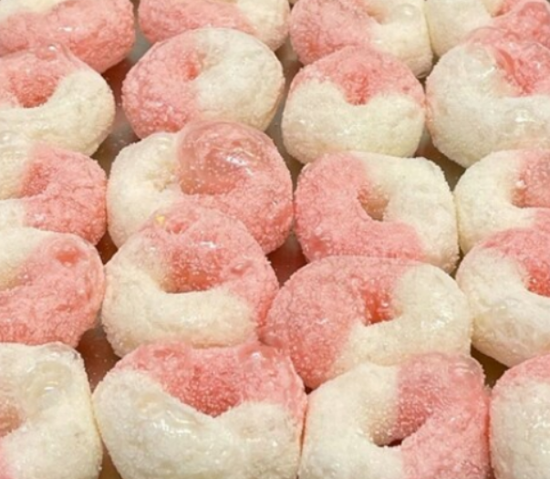 CARLA'S FREEZE DRIED TREATS LLC. - Wholesale Gummy - Freeze Dried Watermelon Gummy Rings3