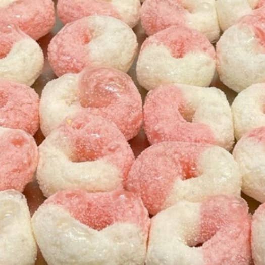 CARLA'S FREEZE DRIED TREATS LLC. - Wholesale Gummy - Freeze Dried Watermelon Gummy Rings3