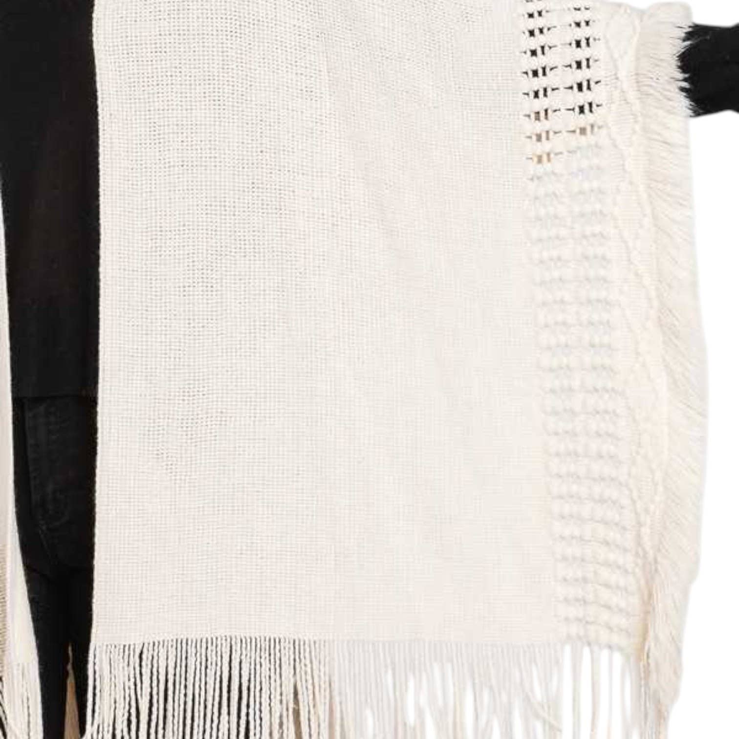 Avorio Cardigan Invernale a Maglia con Frange in vendita all'ingrosso su Faire3