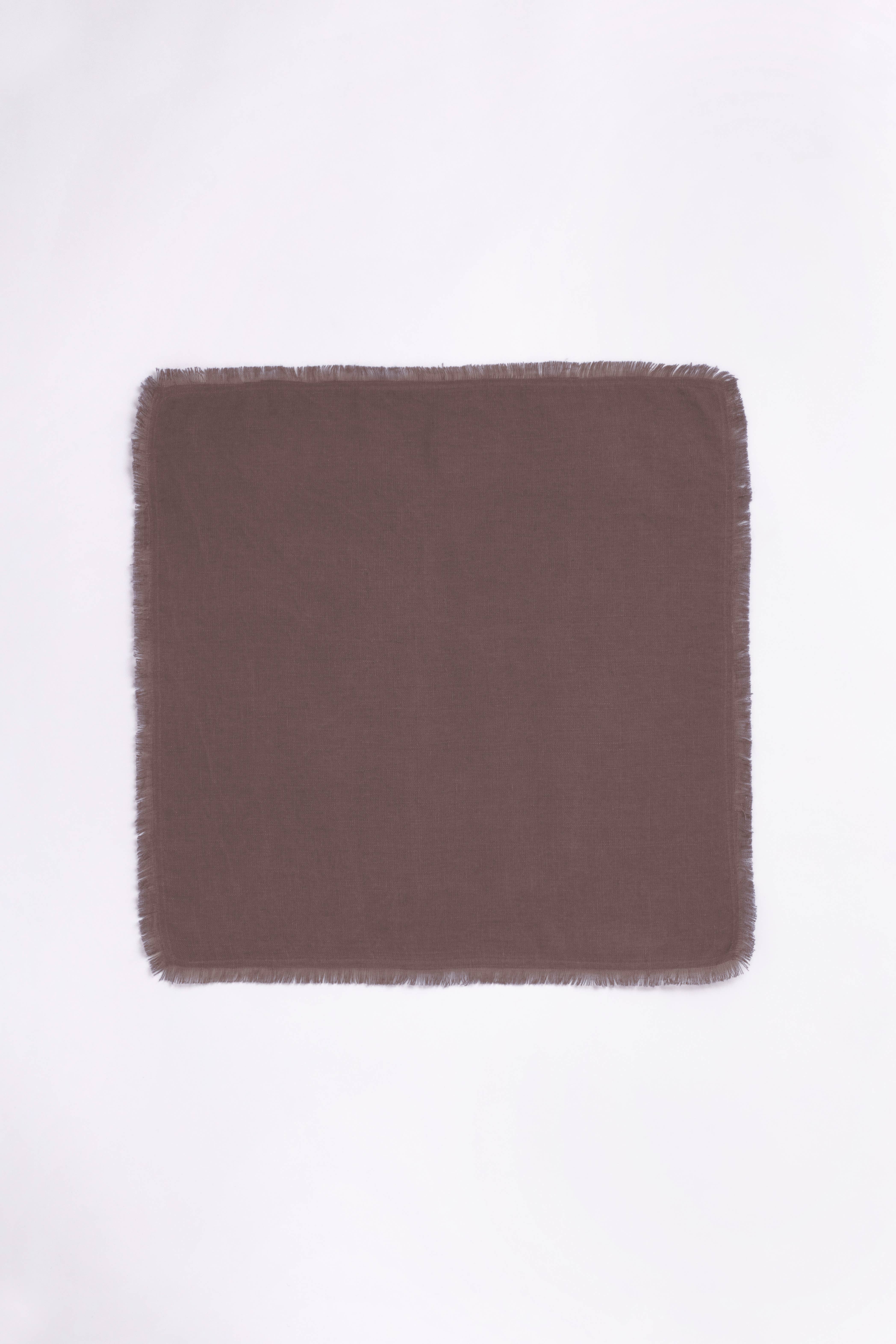 Live Linen - Wholesale Tablecloth - Minimalist Linen Napkin – Fringe Detail6