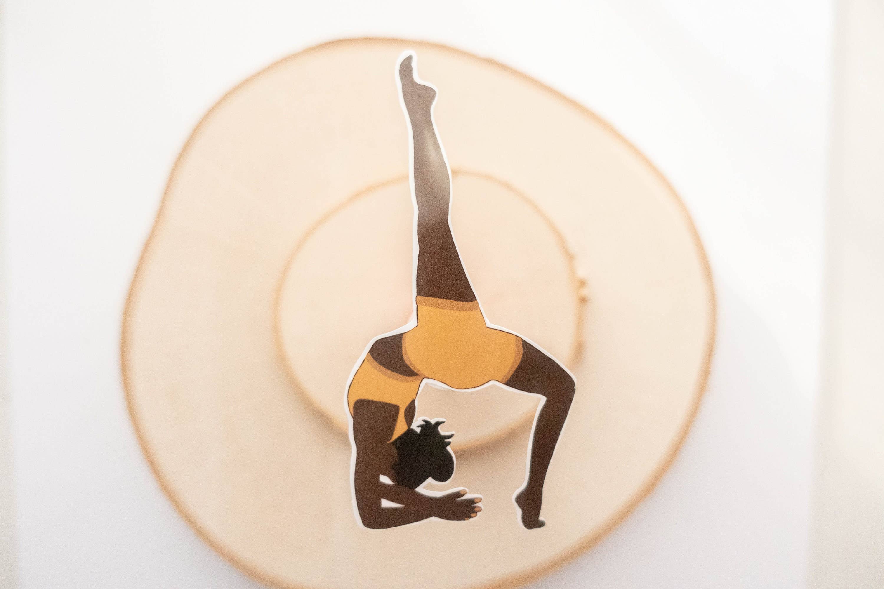 Syera Love & Co. - Venta al por mayor Pegatina - Pegatinas y calcomanías de vinilo troqueladas para portátil de chica fitness0