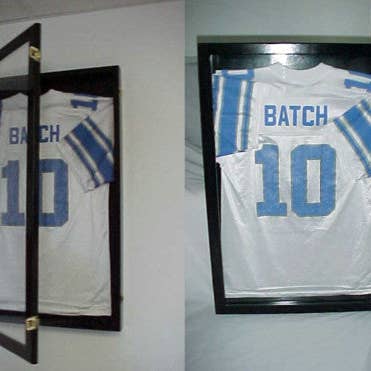 FIXTUREDISPLAYS - Wholesale Retailer Display - Accessories - football jersey display case 100212