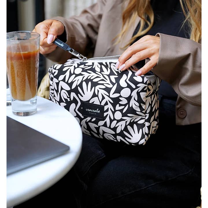 Crocrobō Paris - Wholesale Toiletry Bag - Women's - Camille Toiletry Bag - Floral2