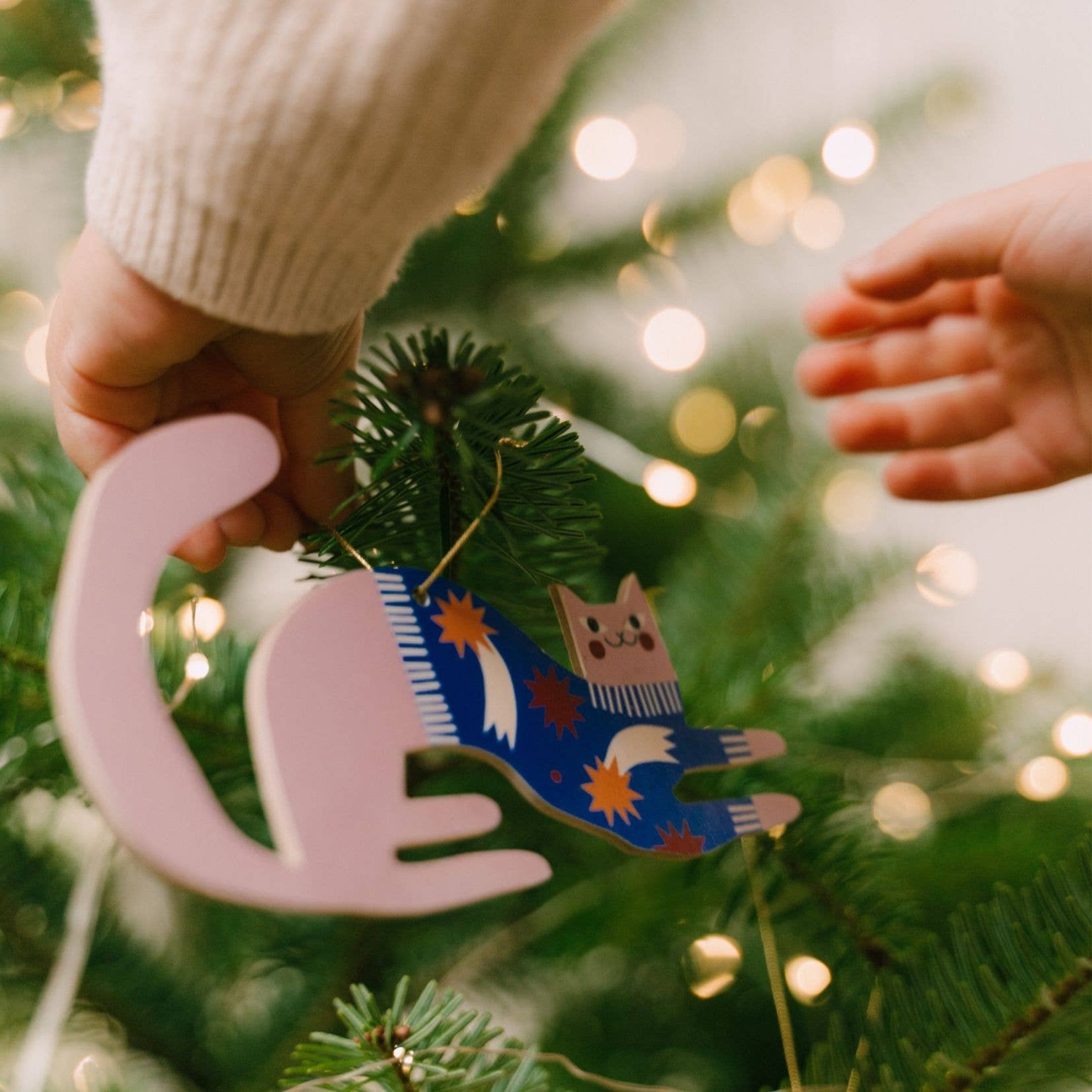 milin – wholesale Tree topper – Charming Cat Christmas tree hanging decoration2