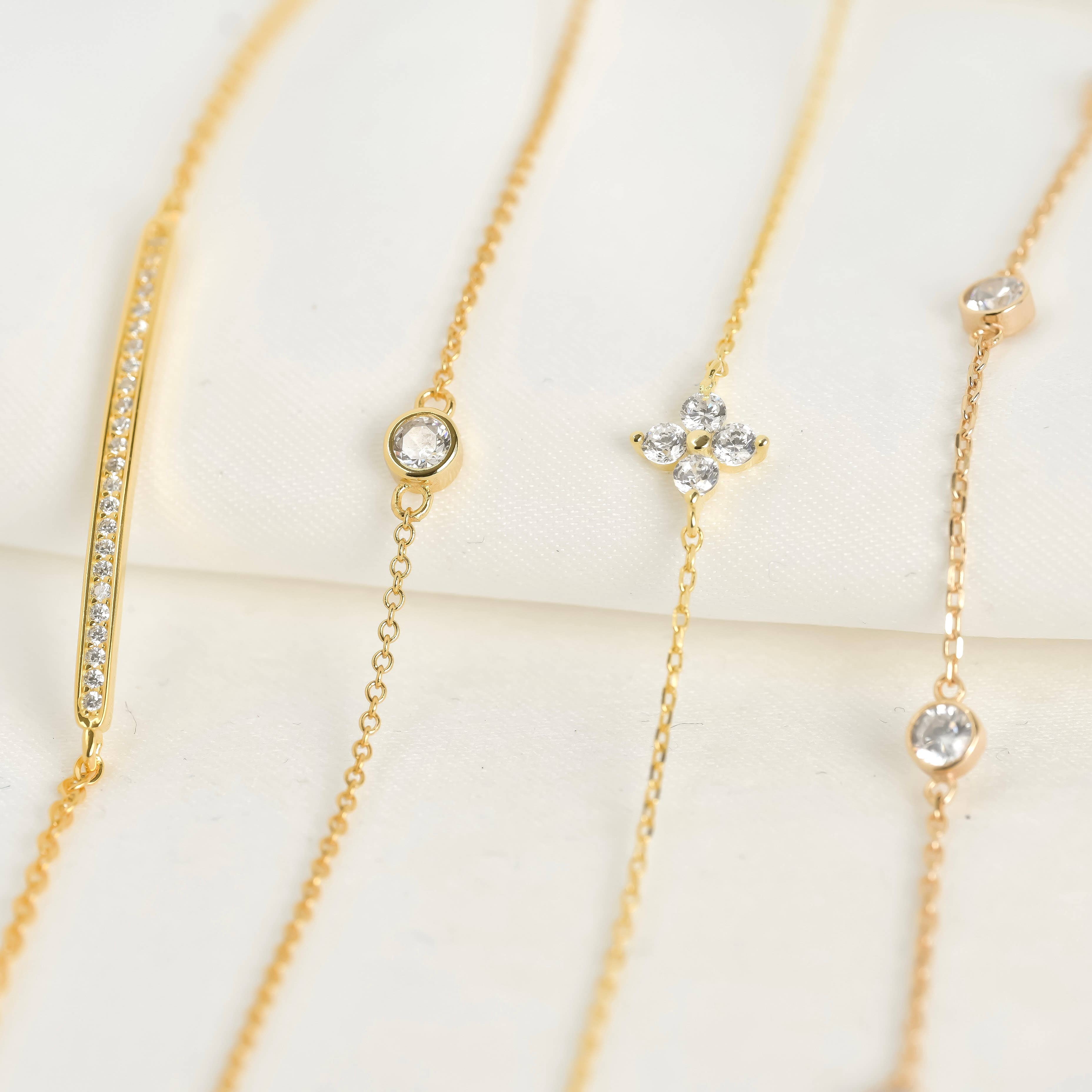 Blueyejewelry – Engroshandel Armbånd med vedhæng – Sølvarmbånd med diamanter - Bezel-armbånd - Kløverarmbånd2