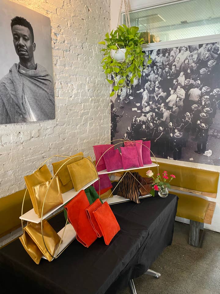 PIÈCES CECILIAS pour la vente par Ceciliaspieces