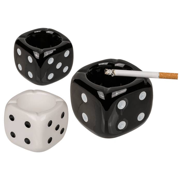 Cenicero en forma de dados, gres, aprox. 8 x 7,5 cm, colores surtidos para venta al por mayor de Out of the blue KG