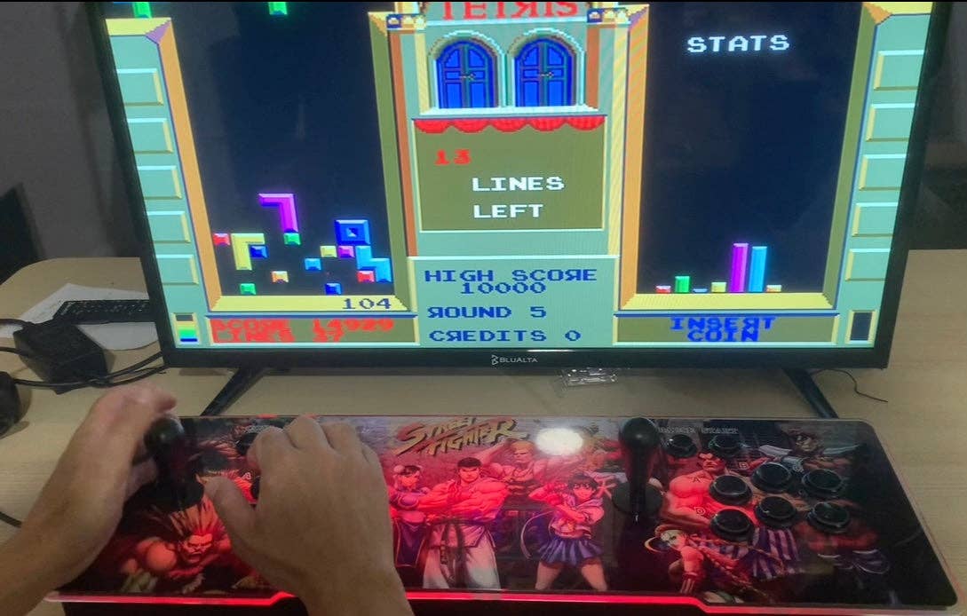 Nice Stuff Sales – wholesale Small/handheld appliance – Backlit Pandora Box Console with 28,000 retro games and 3D games and sound system Special Edition Street Fighter22