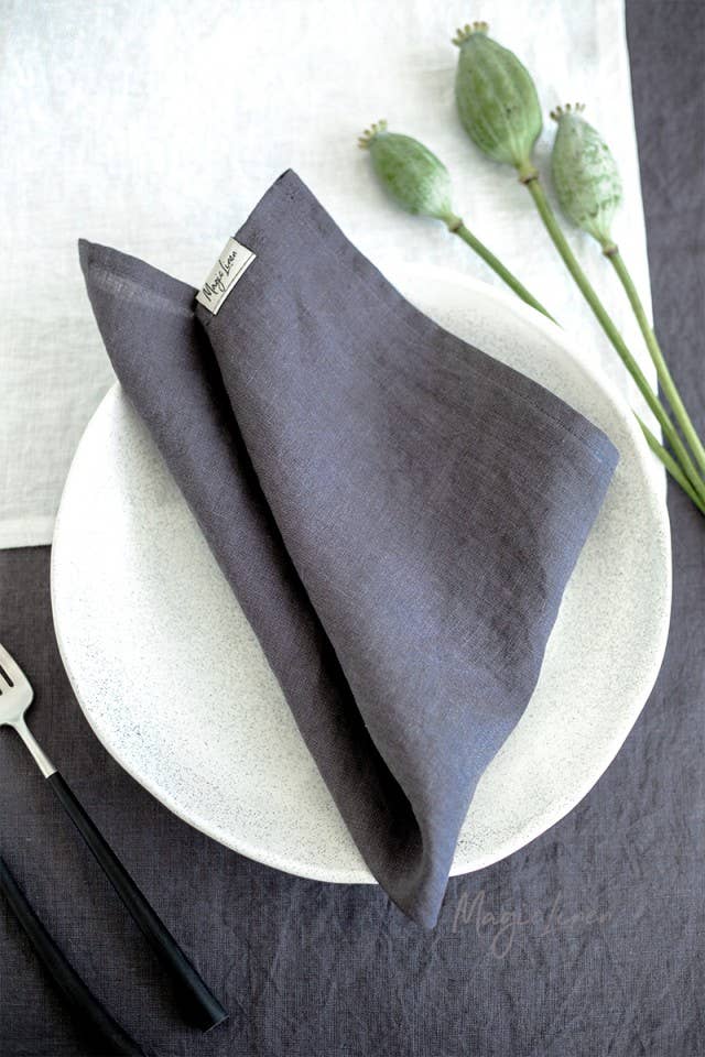 MagicLinen (We handle U.S. import procedures for you) - Wholesale Dinner & Cloth Napkin - Set of 2 linen napkins in various colors | Table decor1