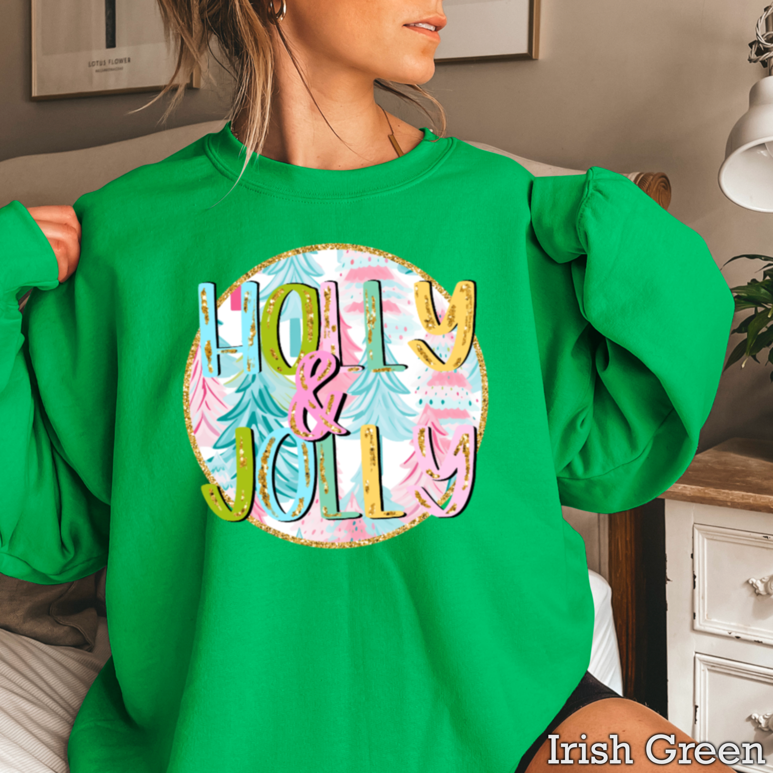 Shoppe SHC – wholesale Graphic sweatshirt – Women’s – Holly And Jolly Christmas Graphic Sweatshirt Women’s1