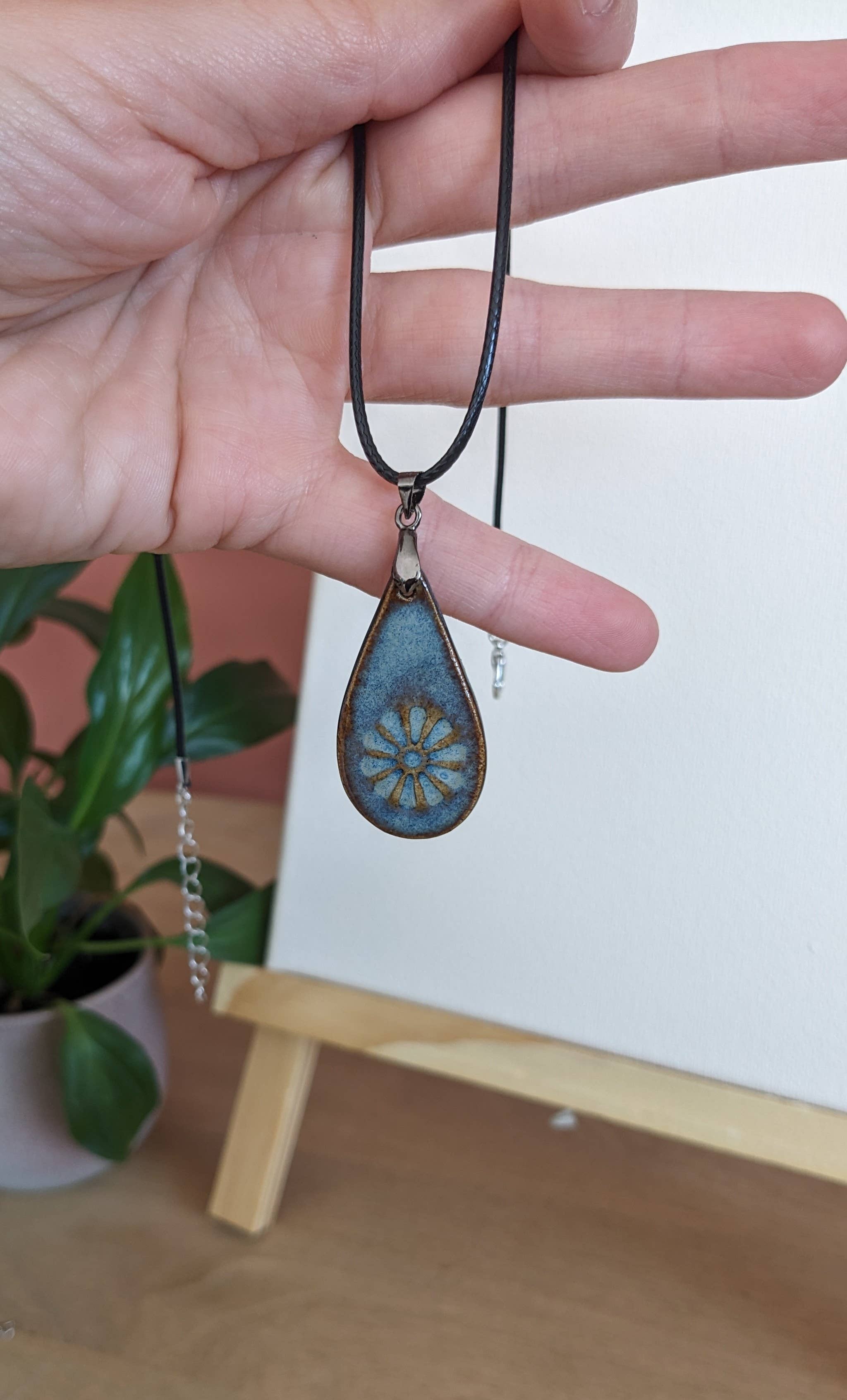 LES POTERIES DE SHAKTI - Wholesale Pendant/Charm Necklace - “Midnight” blue drop ceramic necklace1