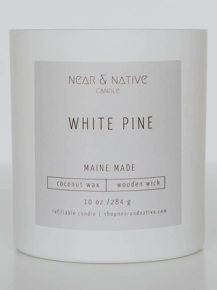 10 oz genopfyldeligt hvidt fyrretræ-vægelys for engroshandel hos Near & Native Candles