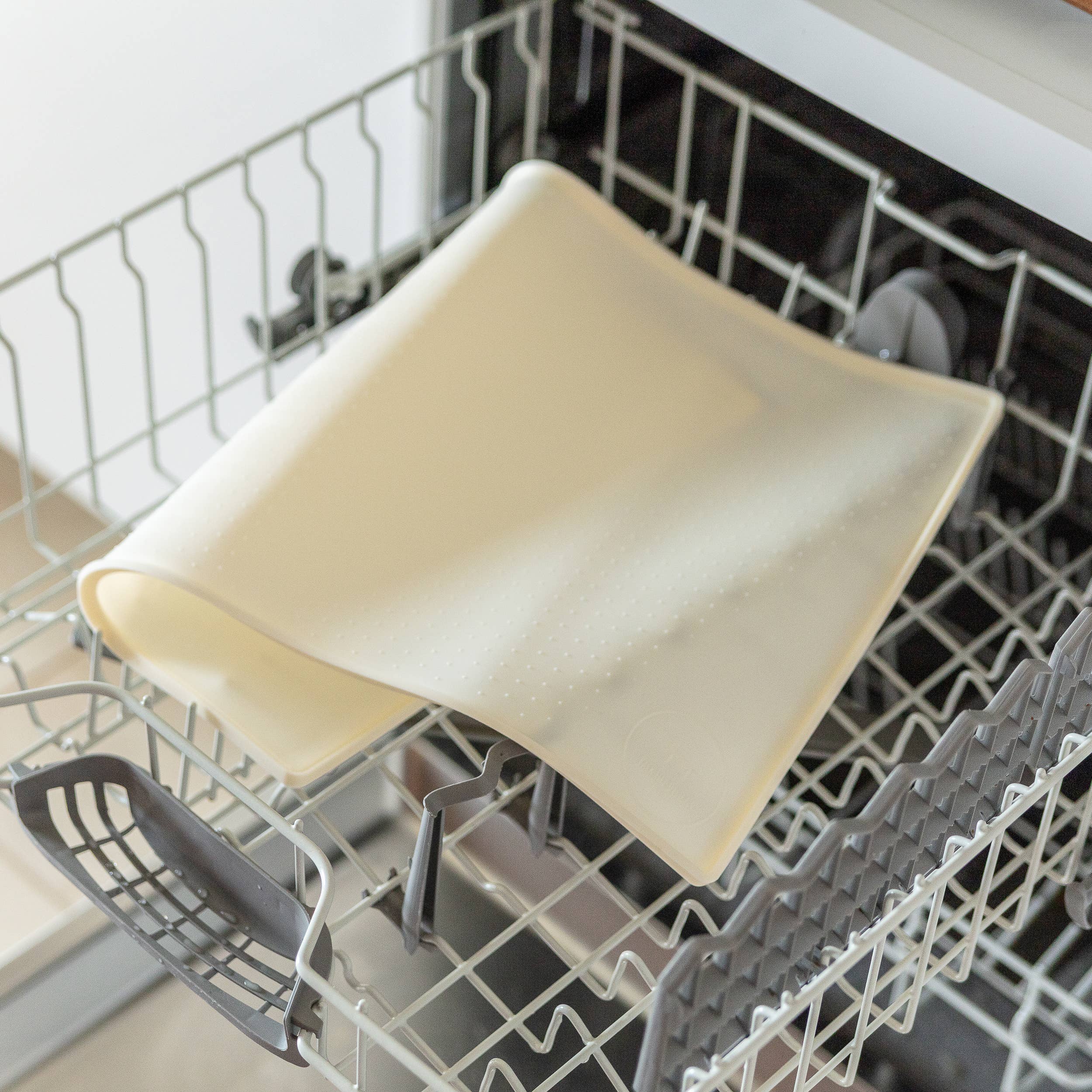 Park Life Designs - Venta al por mayor Esterilla para comedero de mascotas - Perros - Tapete de silicona para mascotas sin desorden15