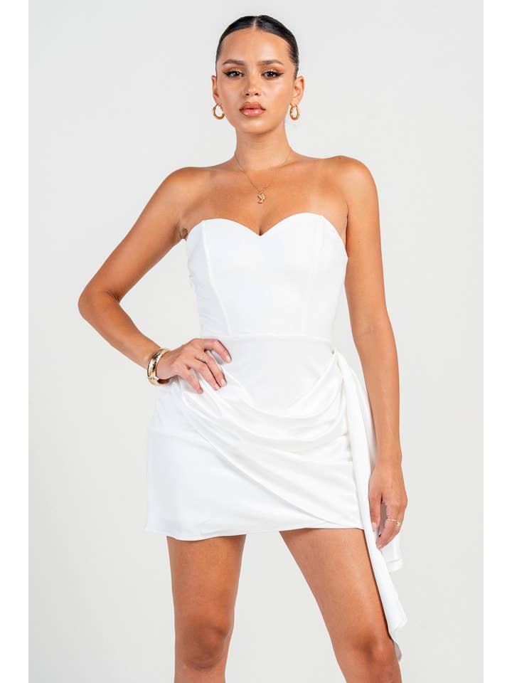 PRIVY - Wholesale Dress - Women's - HD30374SST_PLUNGE NECKLINE A-LINE MINI DRESS1