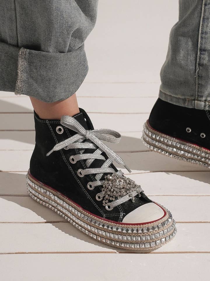 CCOCCI - Wholesale Lifestyle trainers – Women′s - ASH-01 BEDAZZELED DECOR ROCKSTUD PLATFORM HIGH TOP SNEAKERS46