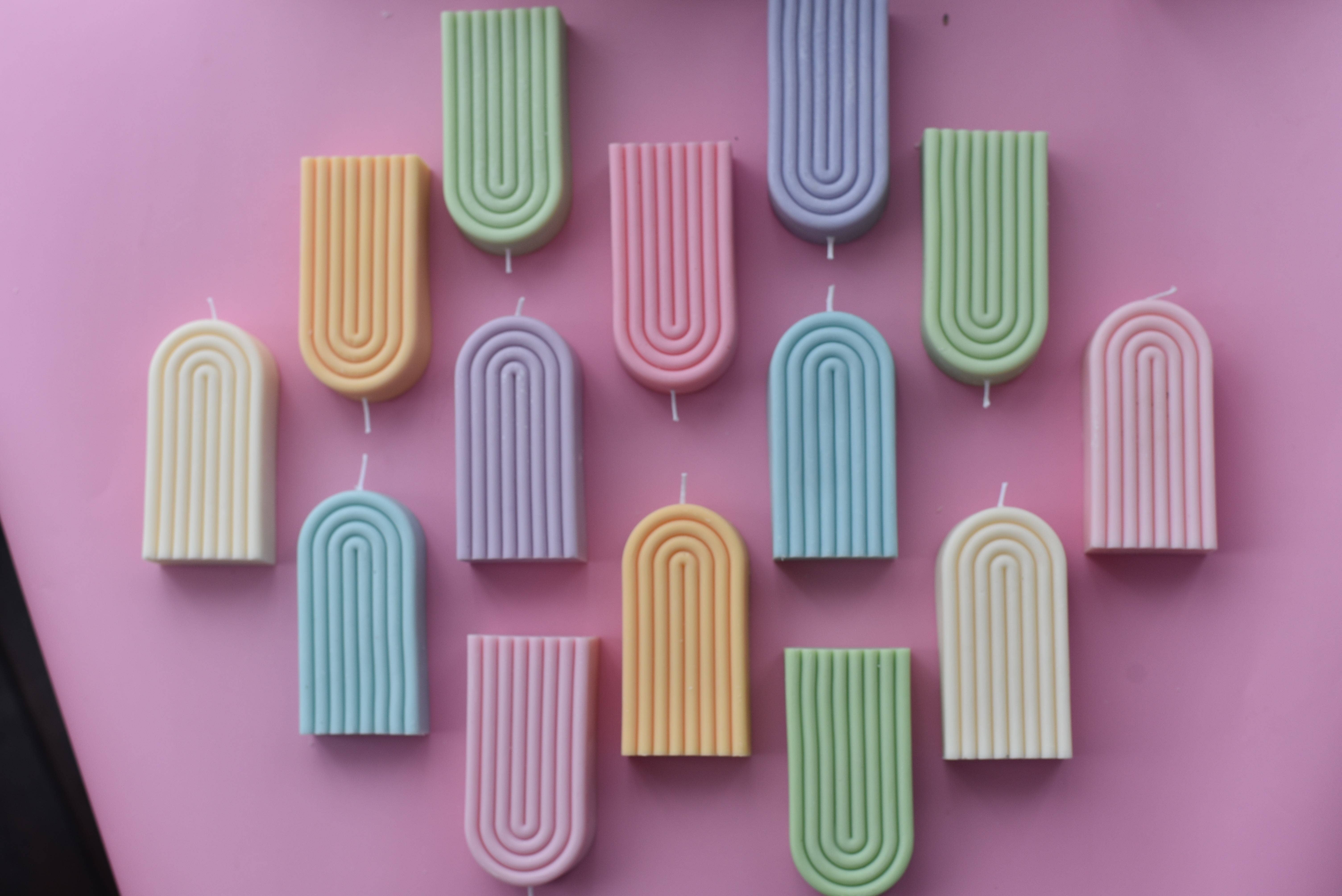 Noord Candles – wholesale Novelty candle – Arch Rainbow Vegan Candle - Handmade Soy Wax Home Decor2