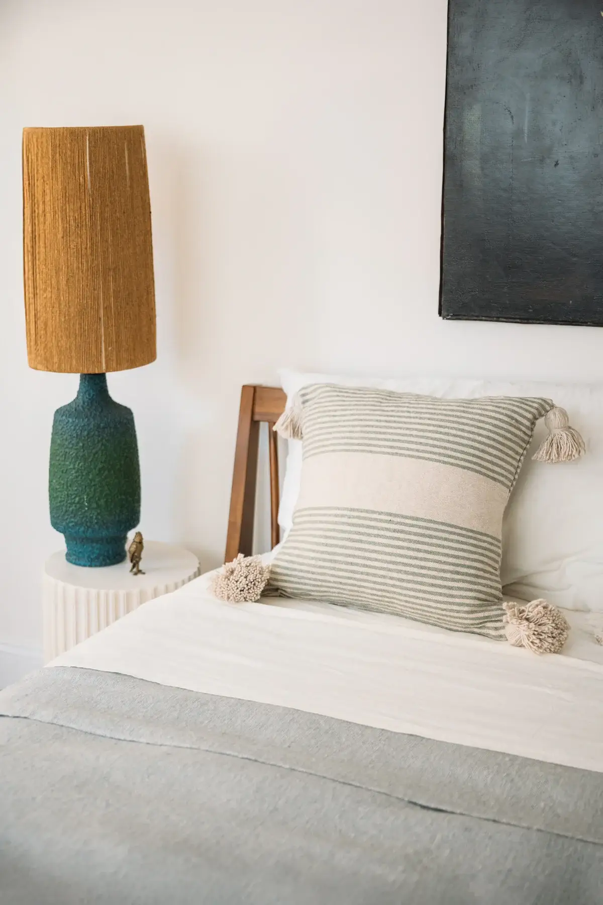 High crafty – wholesale Throw pillow cover – 🧵 Pompom Pillow – Handwoven Cotton Cushion Cover (50x50 cm)3