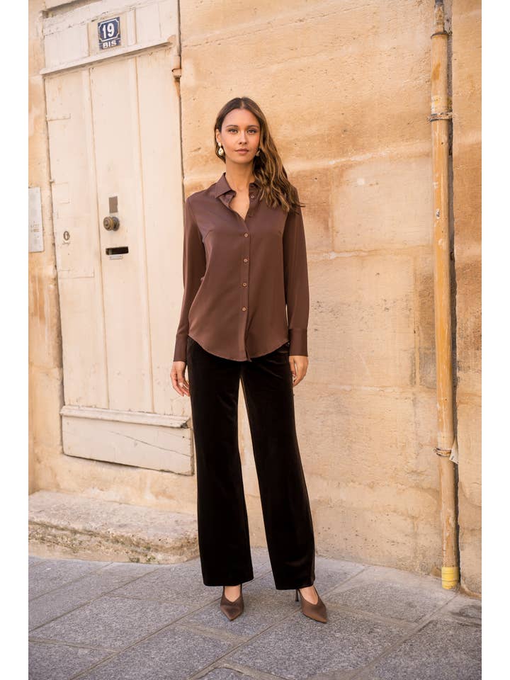 Attentif Paris - Wholesale Buttoned-down shirt – Women's - Satin shirt with classic notched collar92