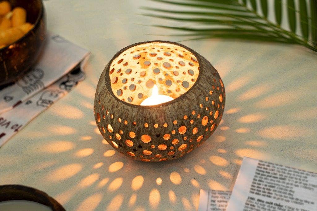 Niu Coconut by Pacific Spirit - Wholesale Candle Holder - Coconut tealight holder - natural2