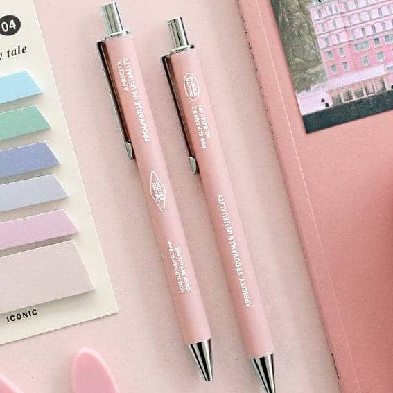 Notable Designs (UK) – wholesale Pen – Iconic Non-Slip Smooth Pen - Ballpoint