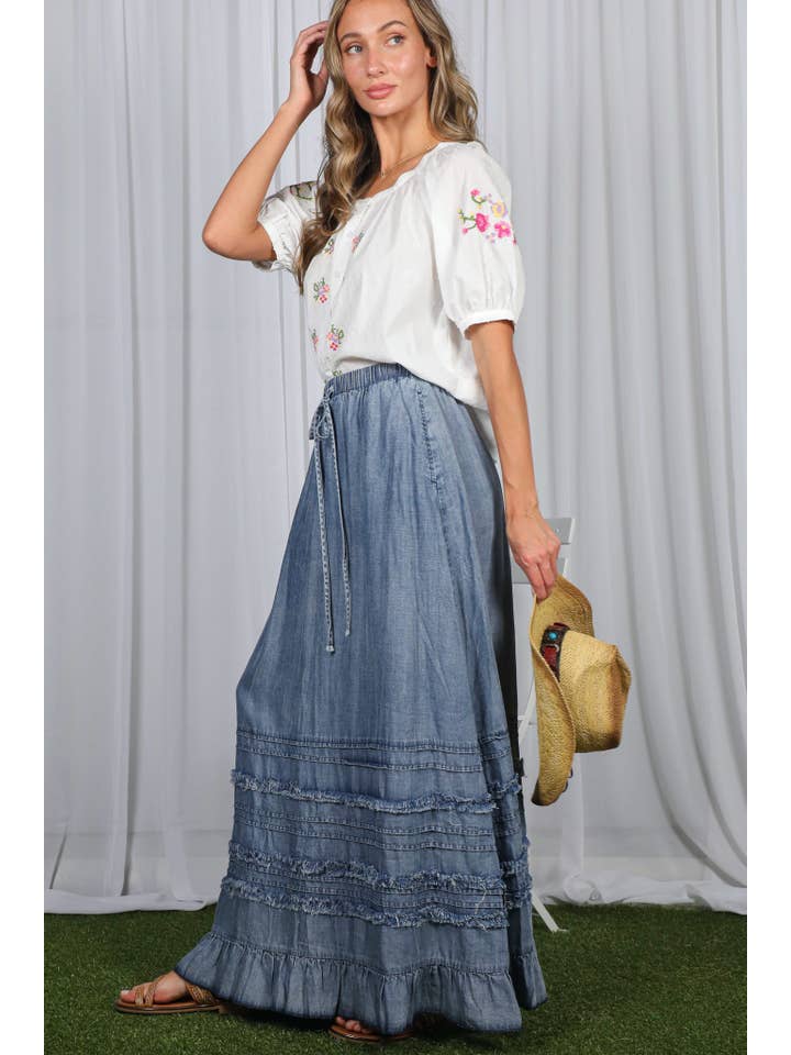 Vine & Love - Wholesale Skirt - Women's - Ruffle Frayed Hem Chambray Casual Western Maxi Skirt VS8315118