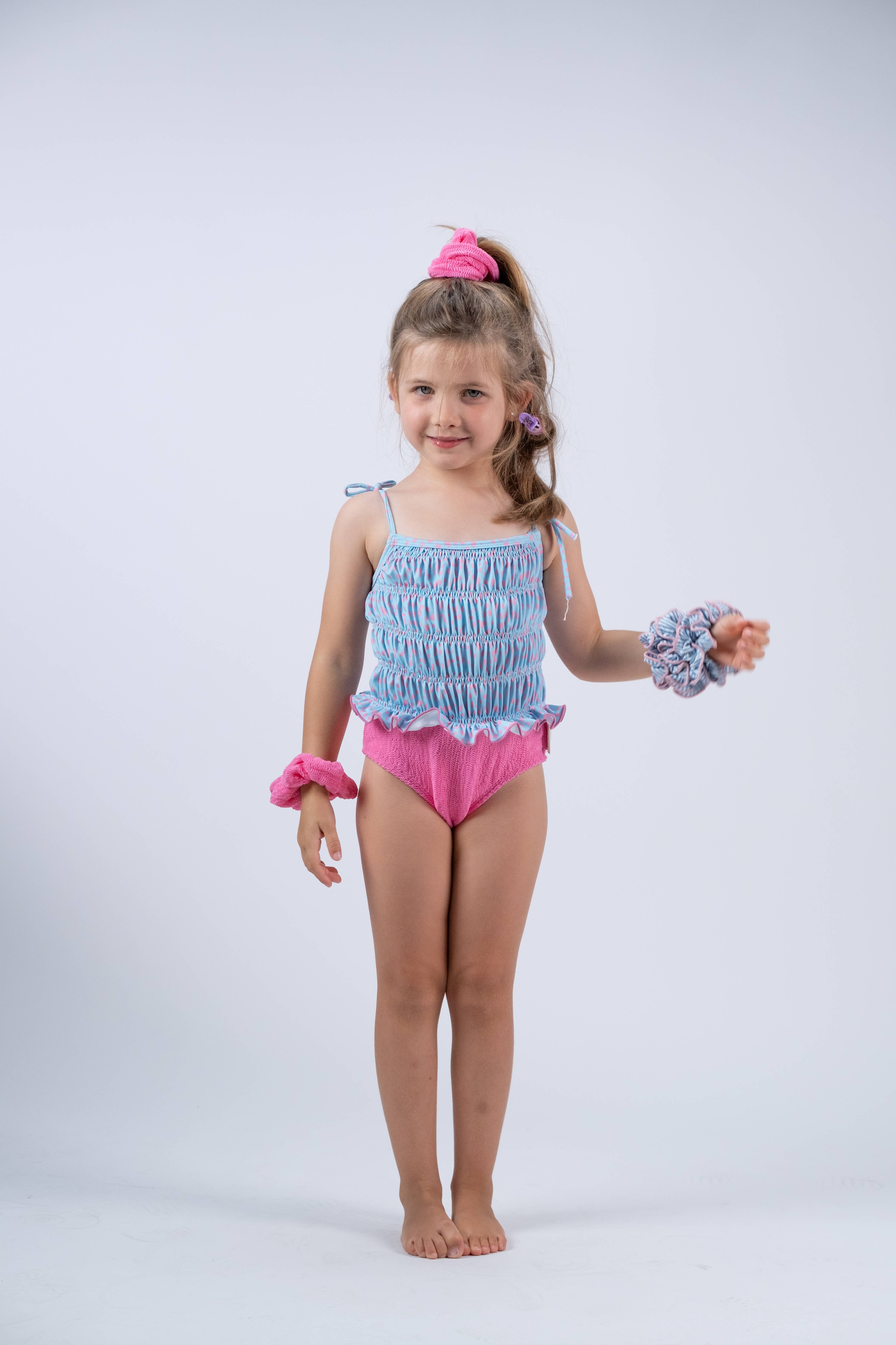 Paperboat - Wholesale One Piece Swimsuit - Kids - Pink dots frilled swimsuit
