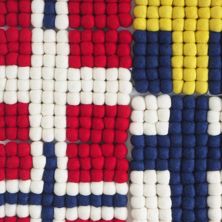 Scandinavian Specialties - Wholesale Trivet - Trivet - Rectangular Wool Flag Trivets4