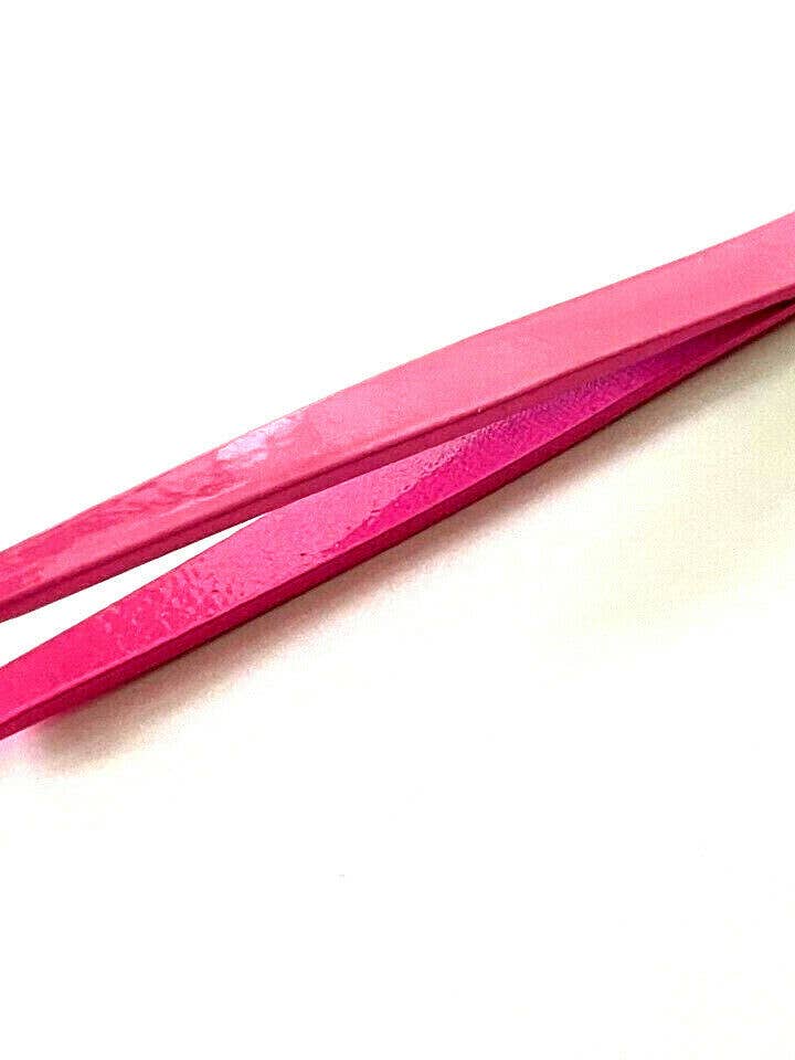 Pince à épiler les sourcils à bout incliné, rose pour la vente par HASHIR PRODUCTS