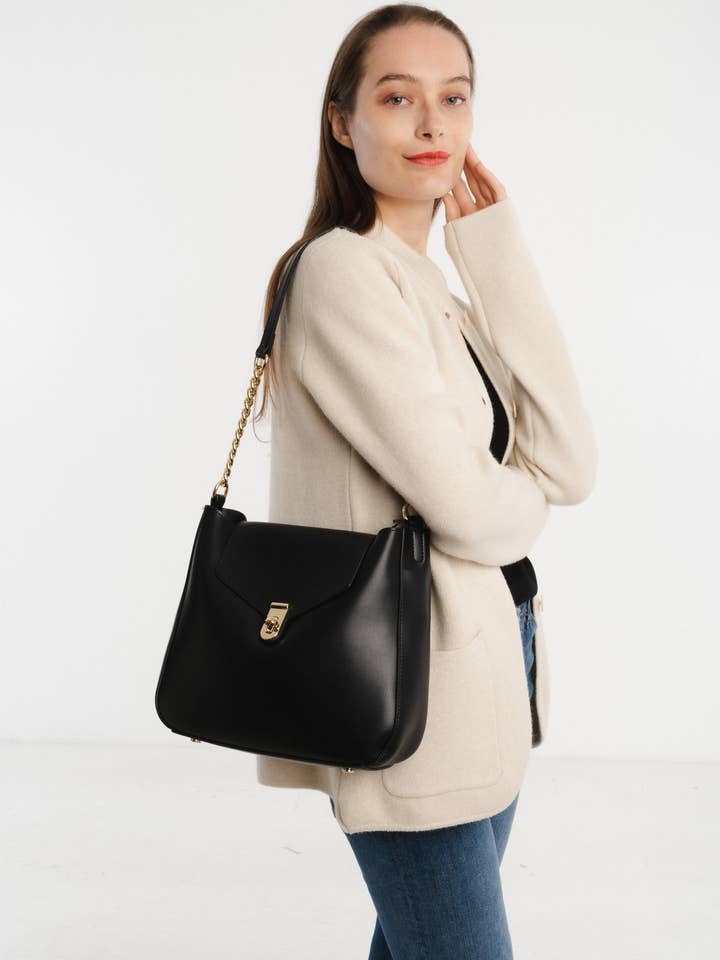 Dubbel draagbare schouder- en crossbodytas van leer met etui voor wholesale door JULIA PARIS