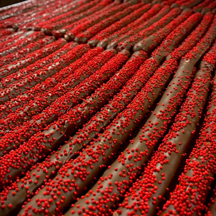 O'Shea's Candies Sweet Shop - Wholesale Chocolate Covered Sweets - Pretzel Rods - 2 PK - Milk Chocolate w/ Customized Color3