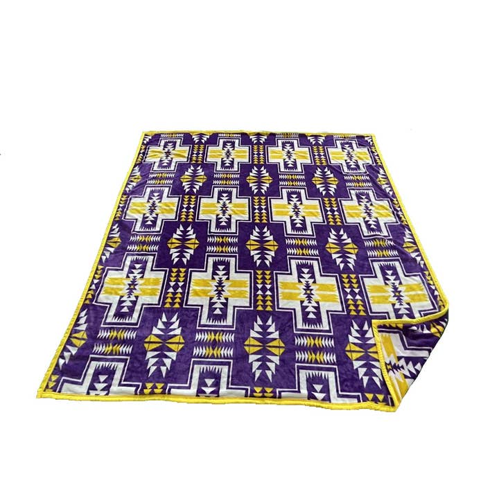 King Size 2 Ply Plush Santa Fe Design for wholesale by Nativo