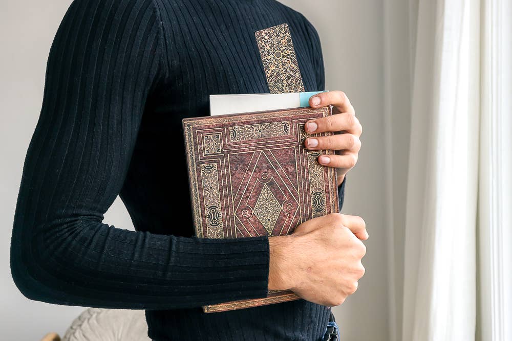 Chronicle Books - Wholesale Planner - Paperblanks 2026 First Folio Min Horizontal Hardcover 12MPln5