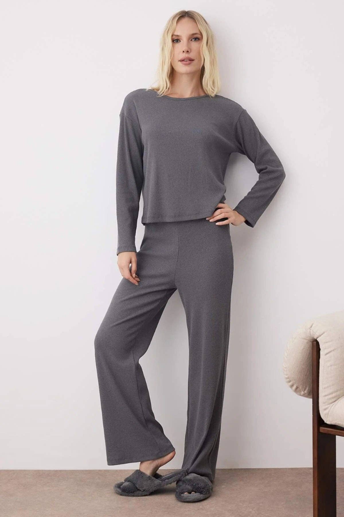 Hoxton Gal – wholesale Sleepwear set – Women's – 2 Piece Ribbed Knit Pajama Set12