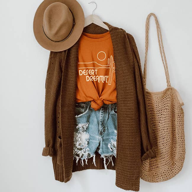 Alley & Rae - Wholesale T-Shirt (Graphic) - Women's - Desert Dreamin’ Western Graphic Tee – Boho Wanderlust Style10