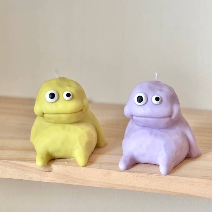 Silly Blobby Decorative Soy Candle for wholesale by Kirrou