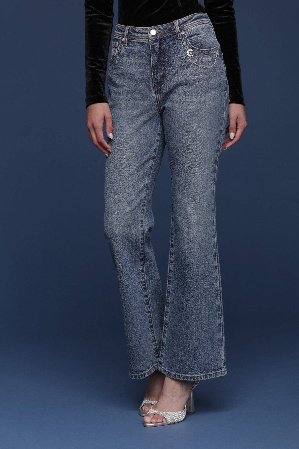 Persheron Wash Chain Embellished Flare Jeans for wholesale on Faire1