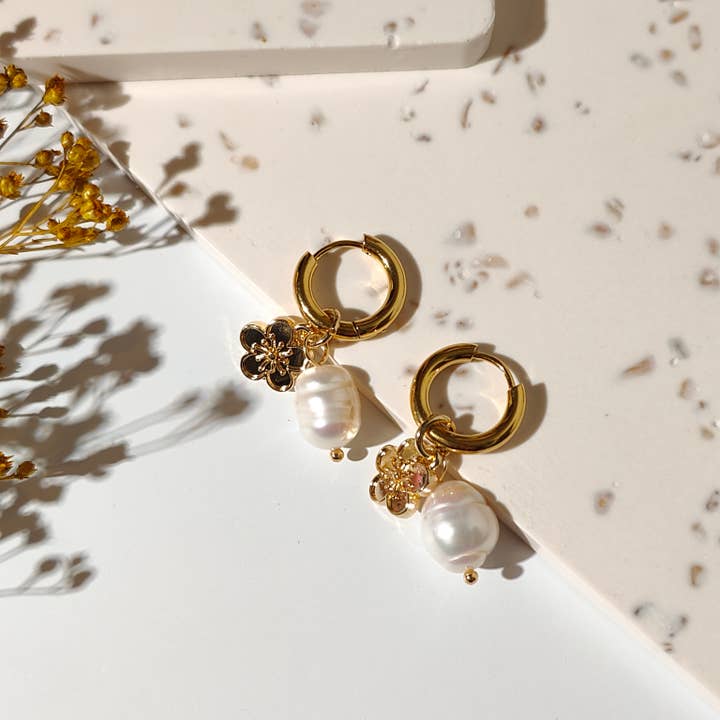 Vachana - Wholesale Hoop Earrings - Chucky Pearl & Golden Cherry Blossom Hoop Earrings