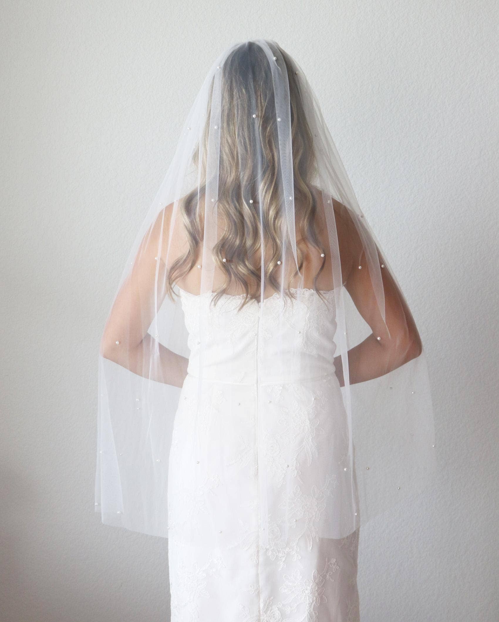 allureweddingjewelry – wholesale Veil – Women’s – Scattered Pearl Veil5