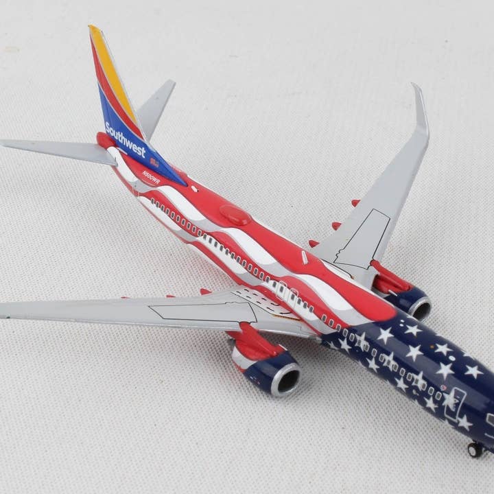 GEMINI SOUTHWEST 737-800 1/400 FREEDOM ONE REG#N500WR pour la vente par Daron Worldwide Trading