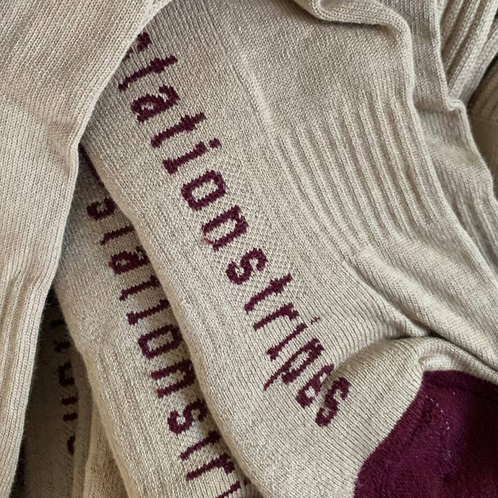 Calzini North Shore per la vendita all'ingrosso da parte di Station Stripes