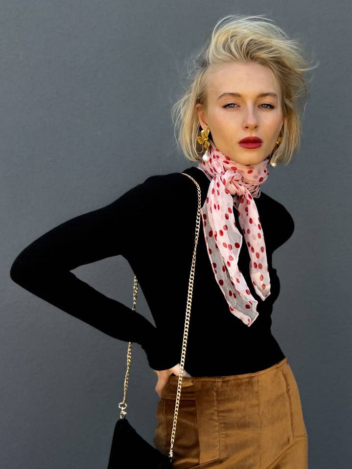 Foulard Ives en chiffon hoss pour la vente par HOSS