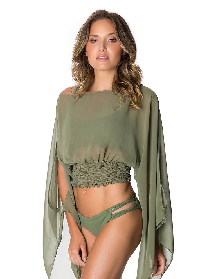 Voyage Top em Verde Oliva por atacado de Lybethras