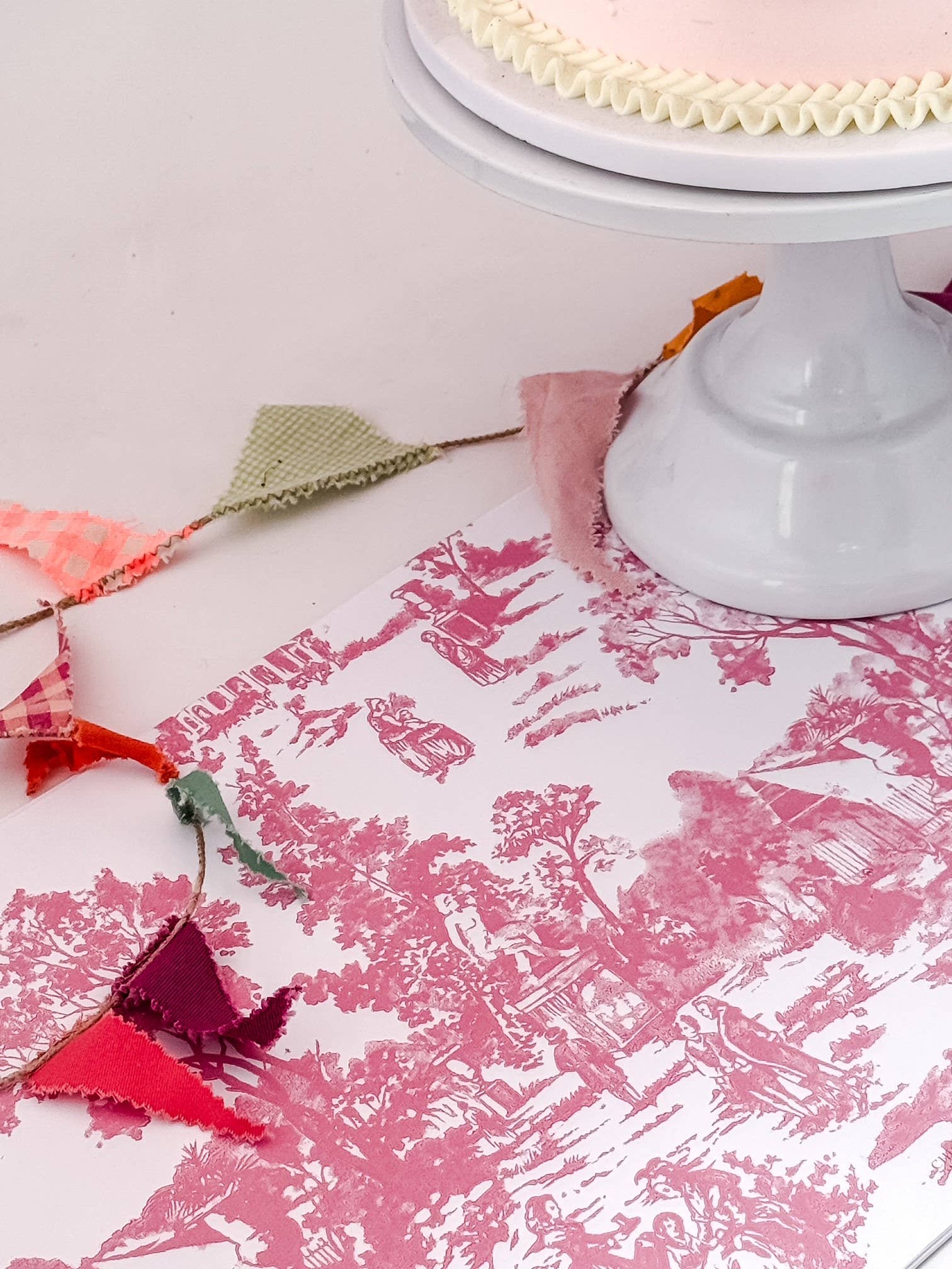 CHIC&PAPER – Cobertura/runner de mesa descartável por atacado – Toalhetes de Papel 30x40cm Pacote 20