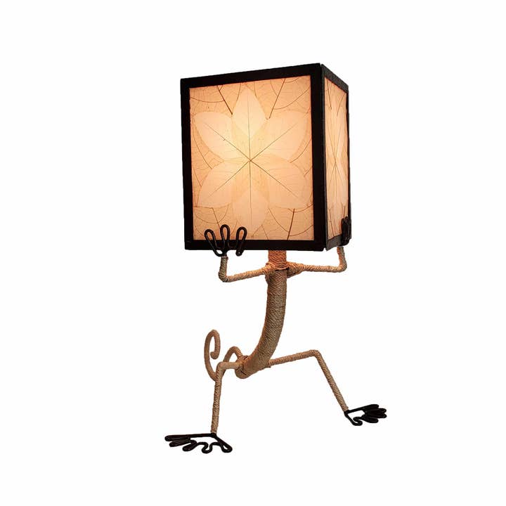 Eangee Home Design - Wholesale Accent/Desk Lamp - Enlightened Gecko Table Lamp Natural, Cocoa Leaves on Shade6