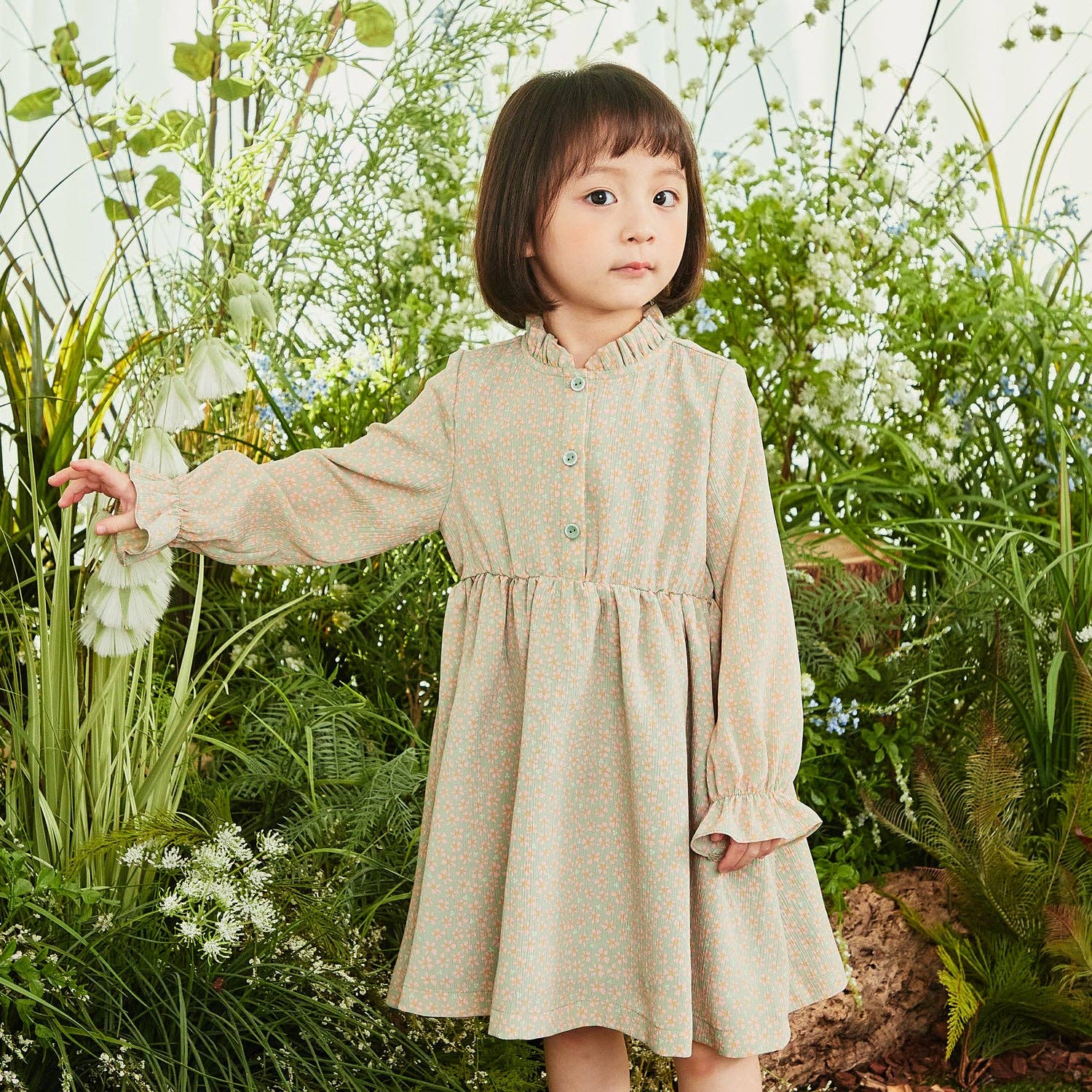 ToTo Heros – wholesale Dress – Kids – Francis Shirred Collar Floral Print Dress1
